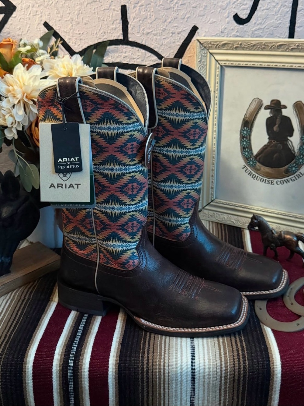 Ariat Women's Pendleton Circuit Savanna Boots - Crackled Cafe & Night Dance
